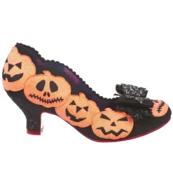 Heel-Irregular Choice Pumpkin Carving
