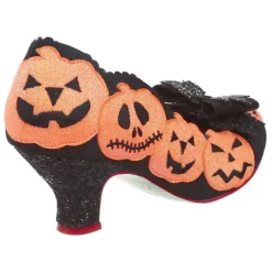 Heel-Irregular Choice Pumpkin Carving