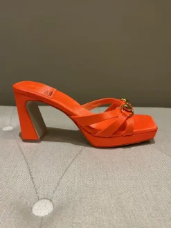Heel-Jeffrey Campbell Hinged Heel