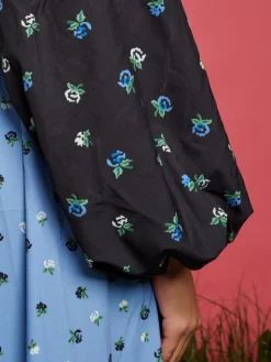 Maxi-Sister Jane Saddle Floral Maxi Dress